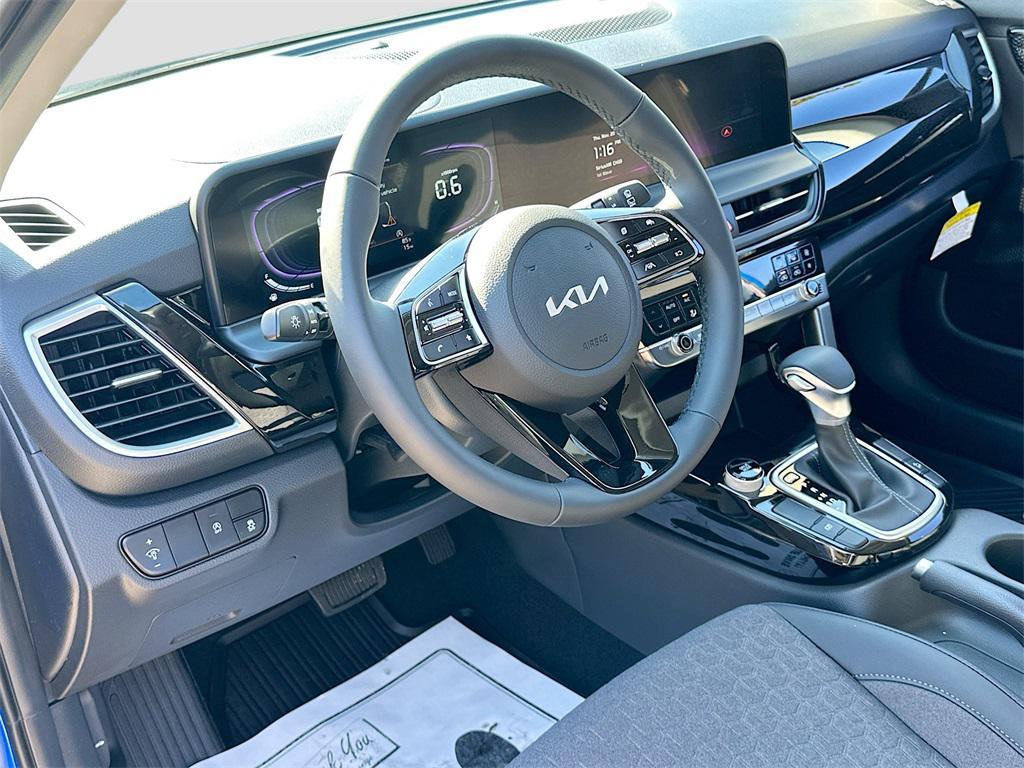 new 2026 Kia Seltos car, priced at $25,134