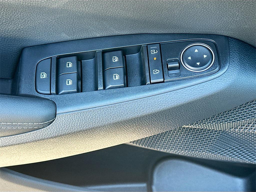 new 2026 Kia Seltos car, priced at $25,134