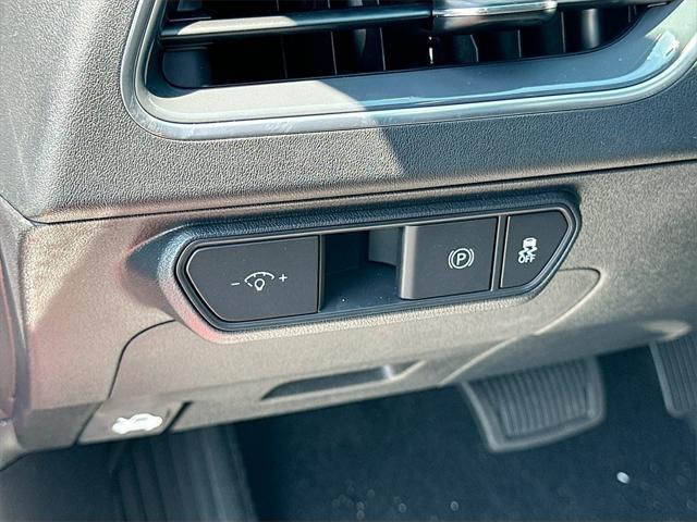 new 2025 Kia K4 car, priced at $24,255
