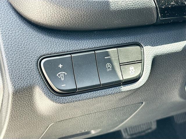 new 2025 Kia Seltos car, priced at $24,794