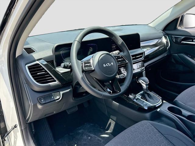 new 2025 Kia Seltos car, priced at $24,794
