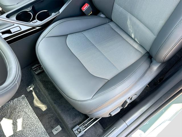 new 2025 Kia Niro car, priced at $28,695