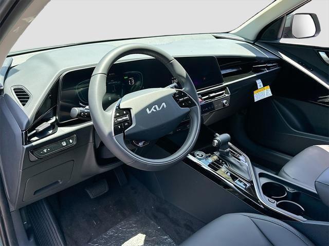 new 2025 Kia Niro car, priced at $28,695