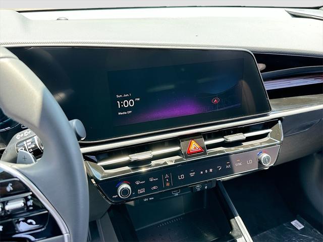 new 2025 Kia Niro car, priced at $28,695