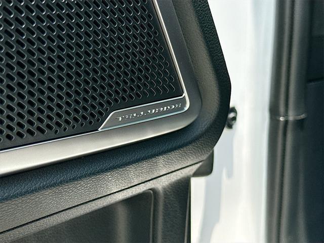 new 2025 Kia Telluride car, priced at $39,125
