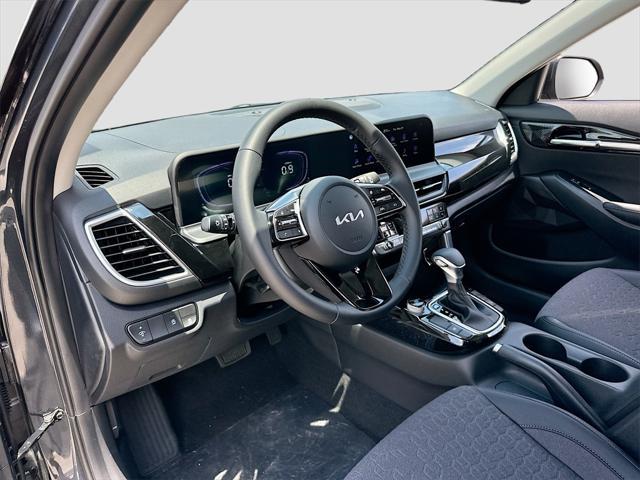 new 2025 Kia Seltos car, priced at $24,419