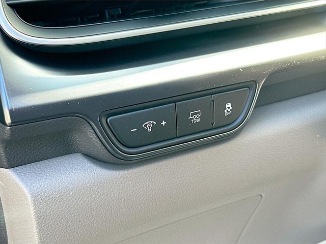 new 2025 Kia Carnival Hybrid car, priced at $39,993