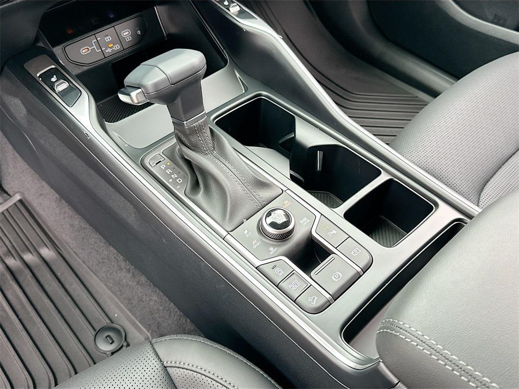 new 2025 Kia Sorento car, priced at $36,831