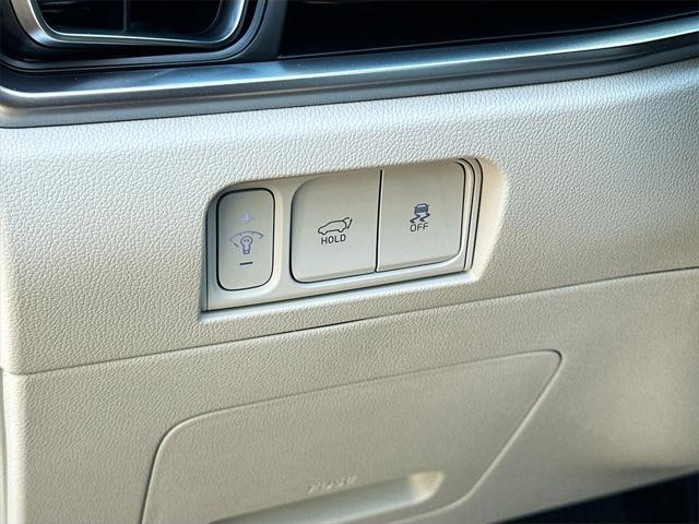 new 2025 Kia Sorento car, priced at $36,294
