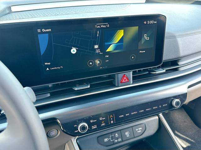 new 2025 Kia Carnival car, priced at $39,479