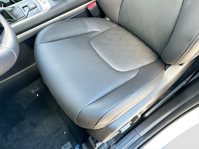 new 2025 Kia Carnival car, priced at $39,479
