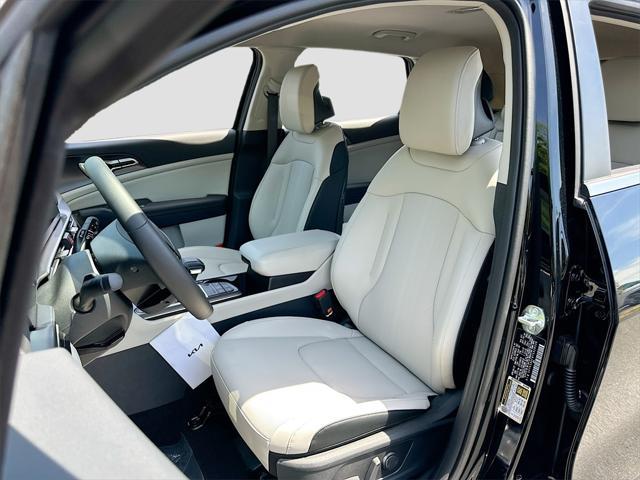 new 2026 Kia Sportage car, priced at $30,924