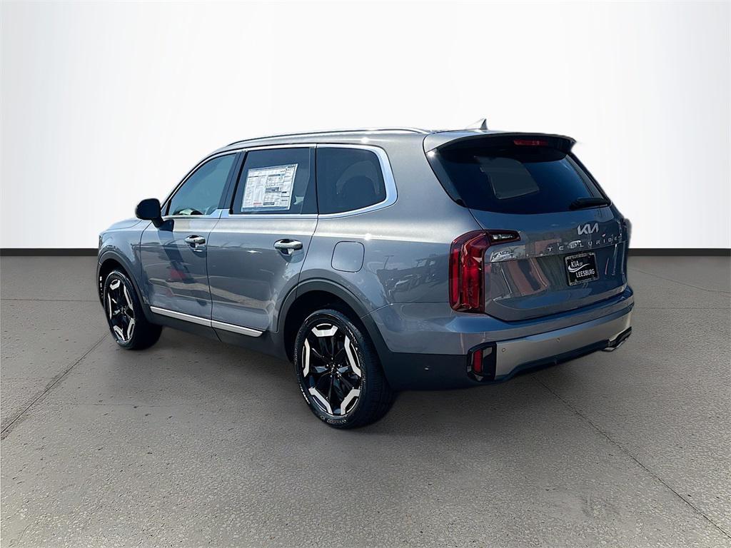 new 2025 Kia Telluride car, priced at $38,330