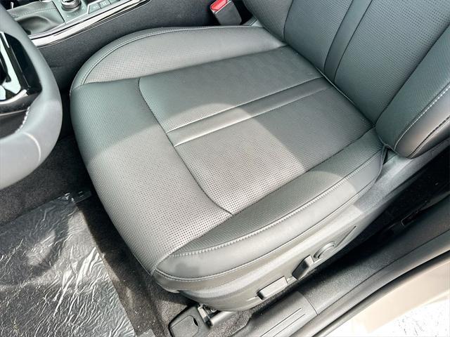 new 2025 Kia Sorento car, priced at $40,096