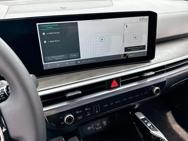 new 2025 Kia Sorento car, priced at $40,096