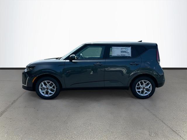 new 2025 Kia Soul car, priced at $20,913