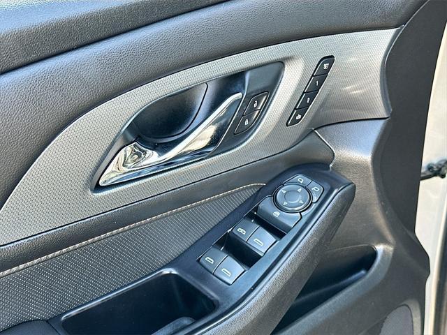 used 2019 Chevrolet Traverse car, priced at $22,991
