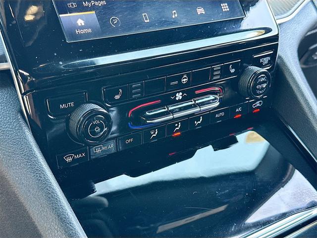 used 2023 Jeep Grand Cherokee L car, priced at $30,991