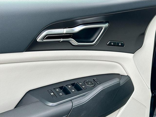 new 2026 Kia Sportage car, priced at $35,868