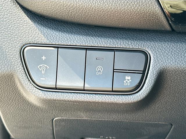 new 2025 Kia Seltos car, priced at $25,343