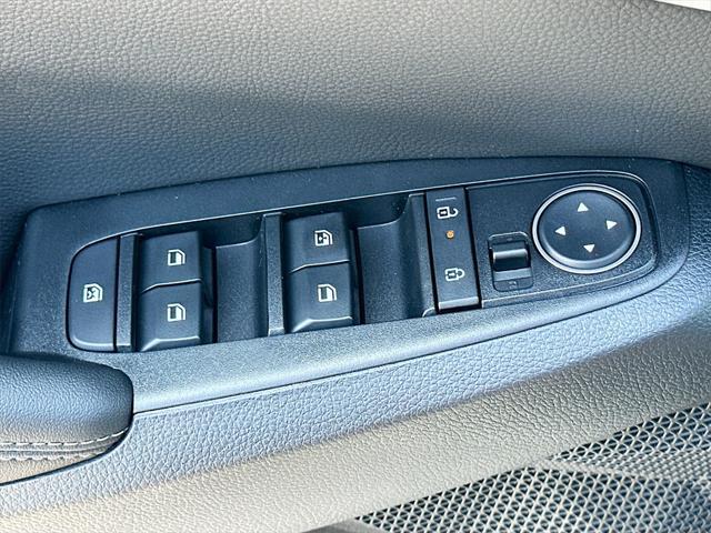new 2025 Kia Seltos car, priced at $25,343