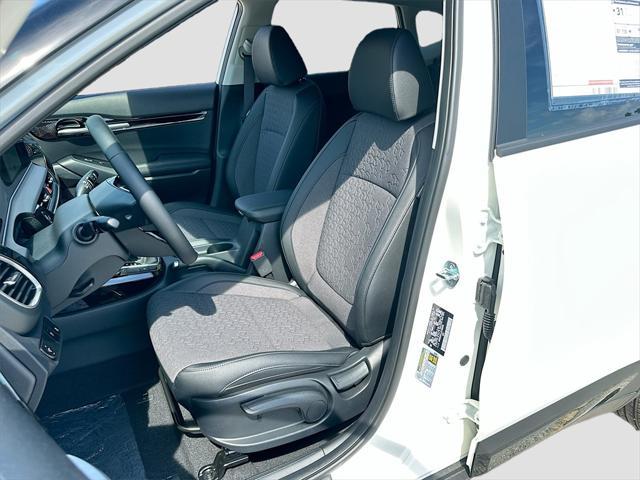 new 2025 Kia Seltos car, priced at $25,343