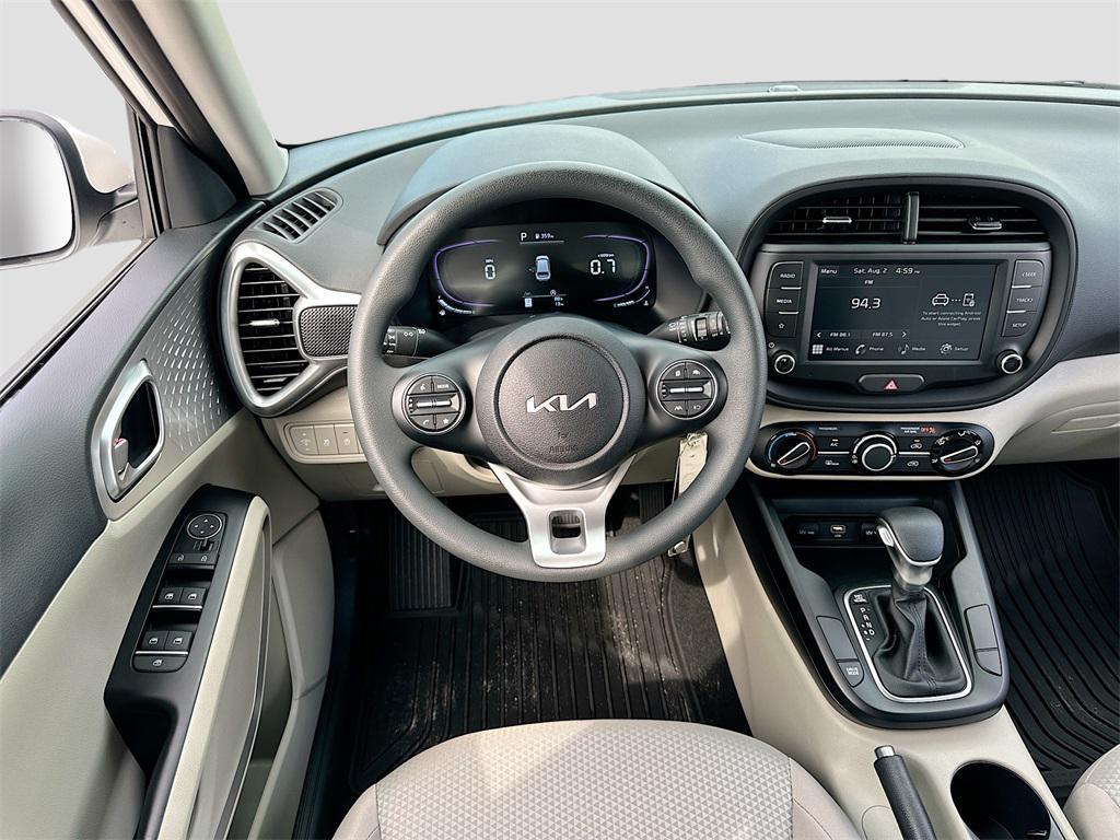 new 2025 Kia Soul car, priced at $19,684