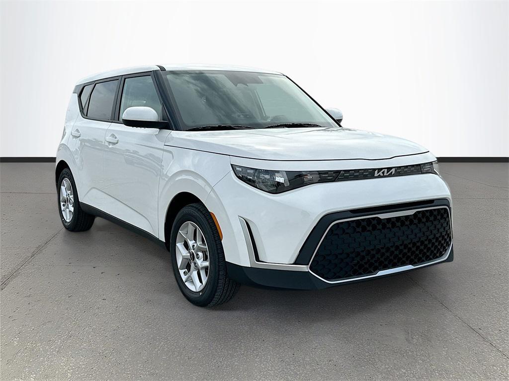 new 2025 Kia Soul car, priced at $19,230