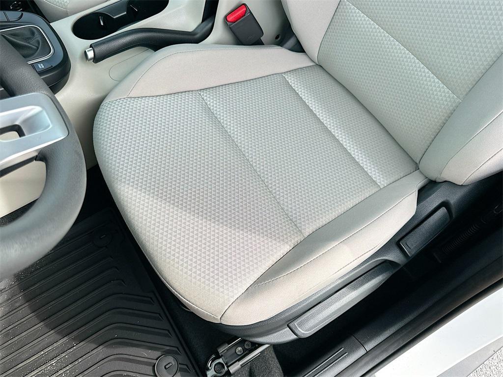 new 2025 Kia Soul car, priced at $19,684