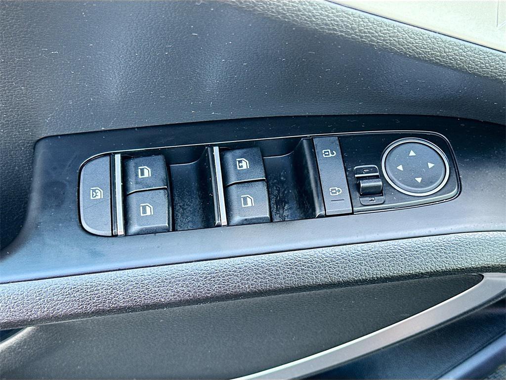 used 2023 Kia Soul car, priced at $16,551