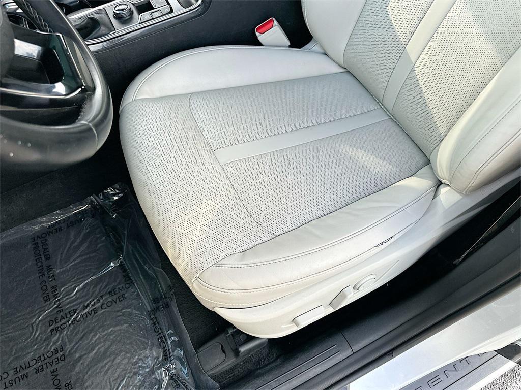 used 2021 Kia Sorento car, priced at $22,991