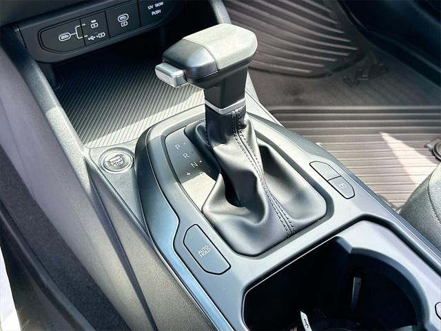 new 2025 Kia K4 car, priced at $22,617