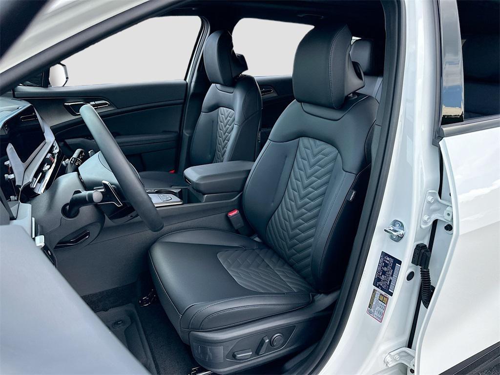 new 2026 Kia Sportage car, priced at $33,267