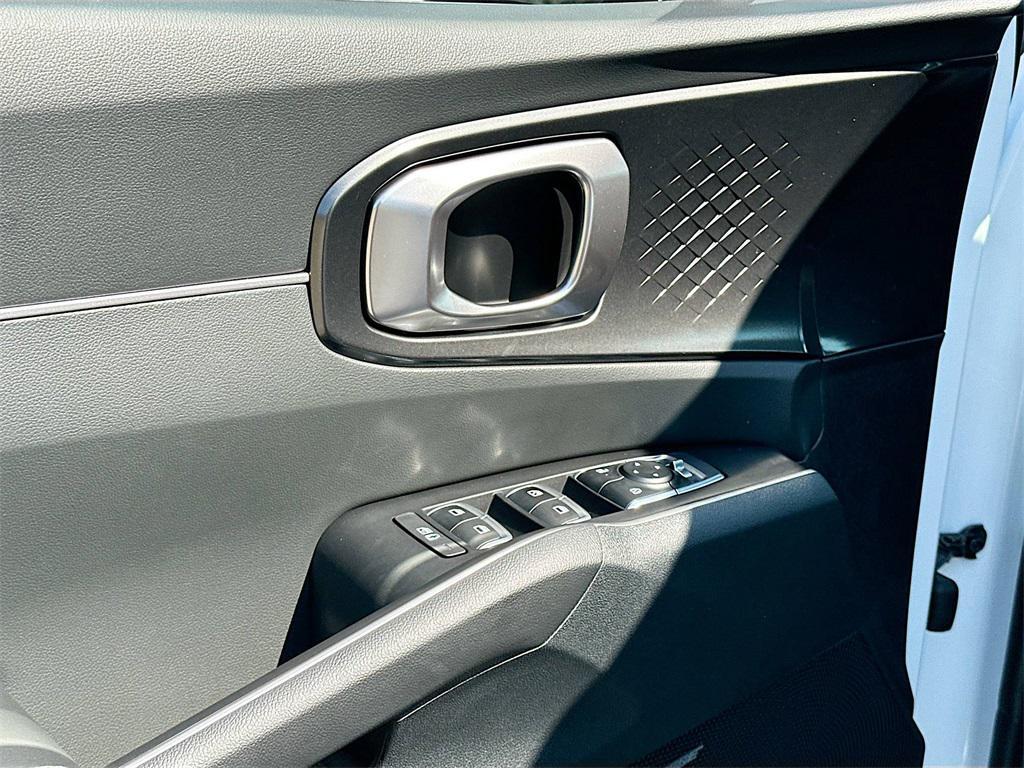 new 2026 Kia Sorento car, priced at $40,782
