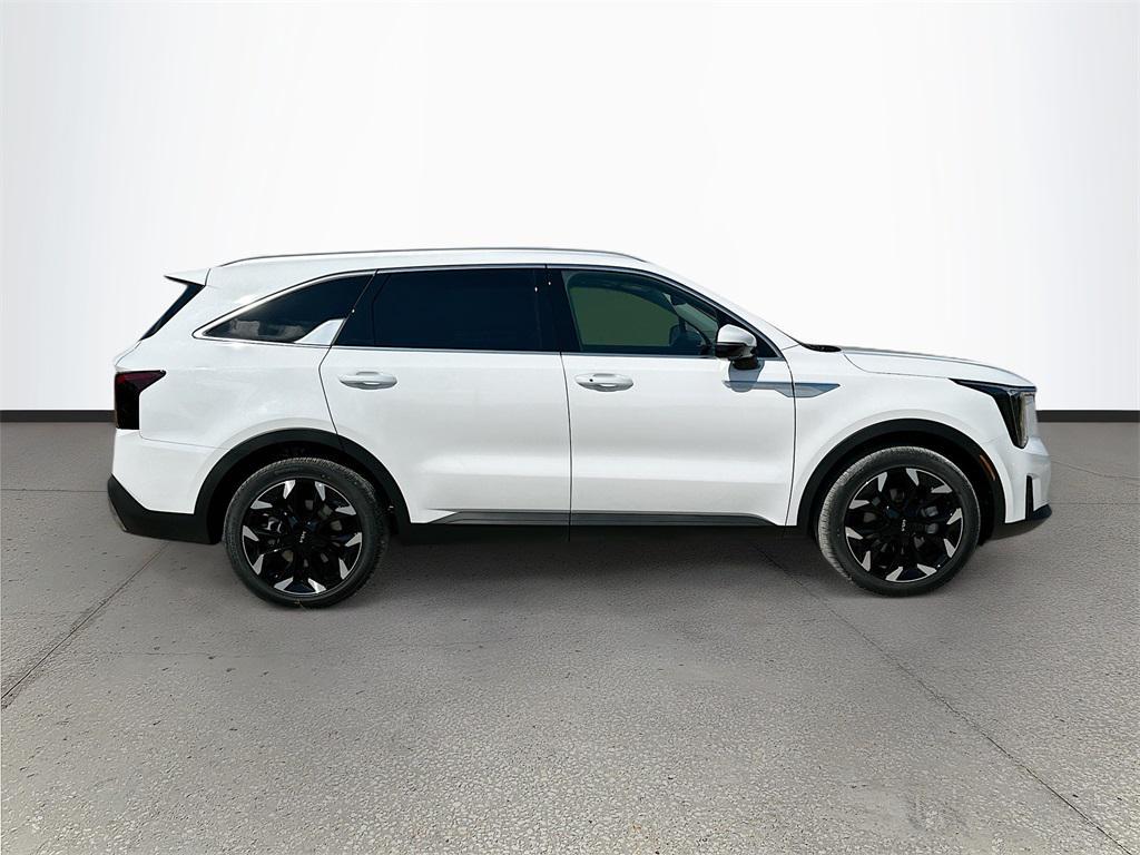 new 2026 Kia Sorento car, priced at $40,782