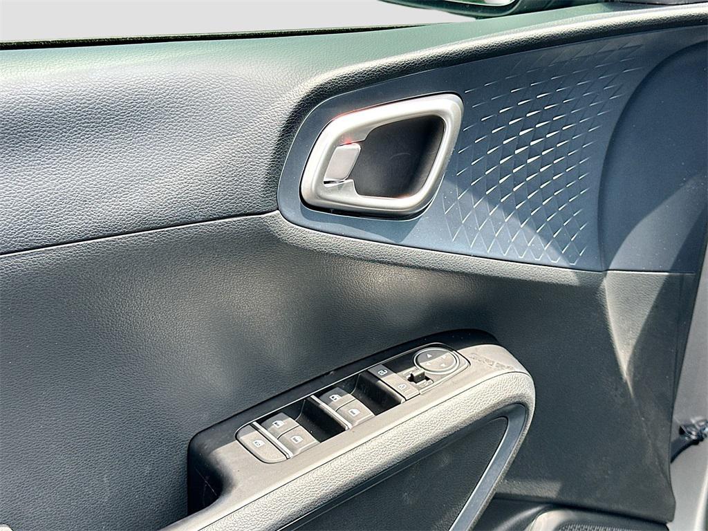 new 2025 Kia Soul car, priced at $23,778