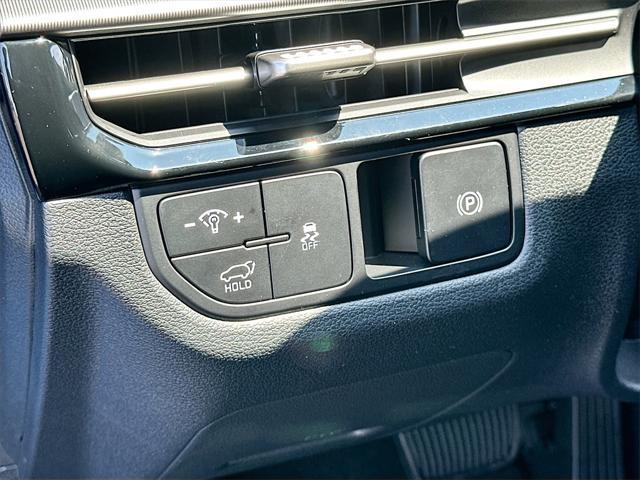 new 2026 Kia Sportage car, priced at $30,428