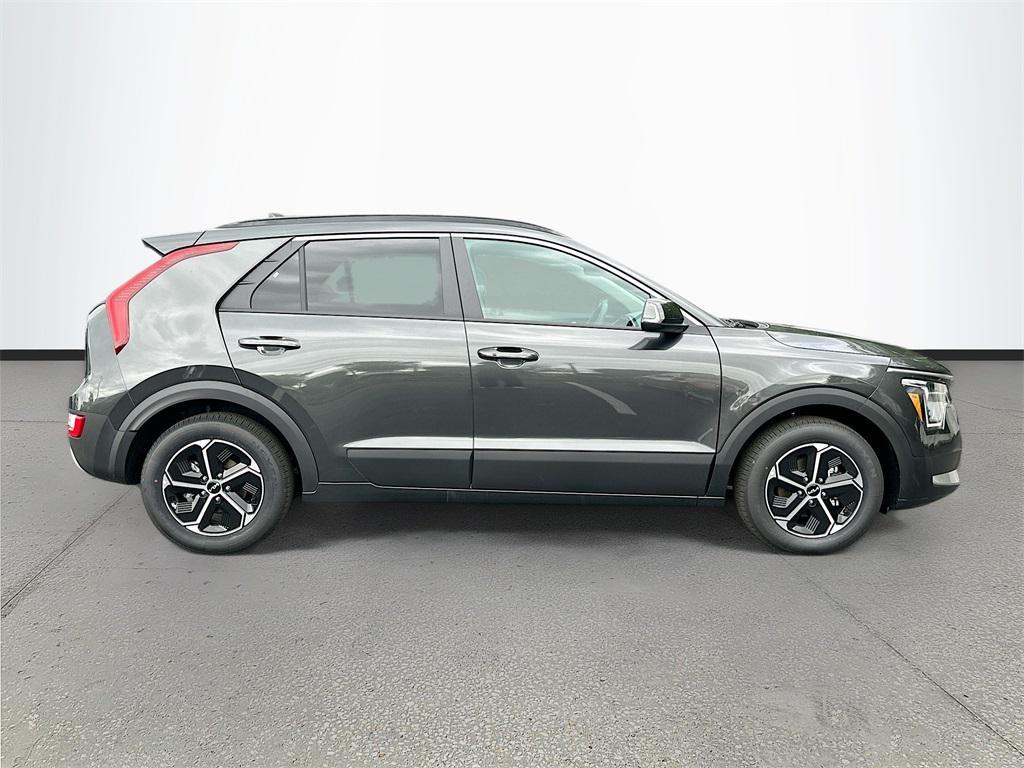 new 2025 Kia Niro car, priced at $27,563