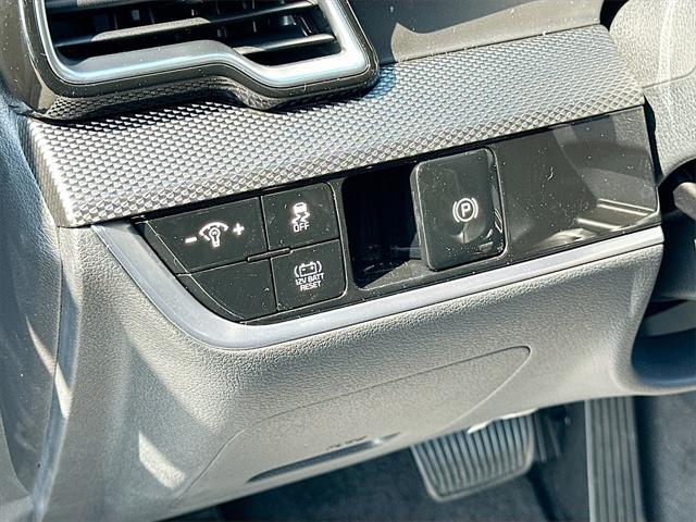 new 2025 Kia Sportage Hybrid car, priced at $30,884