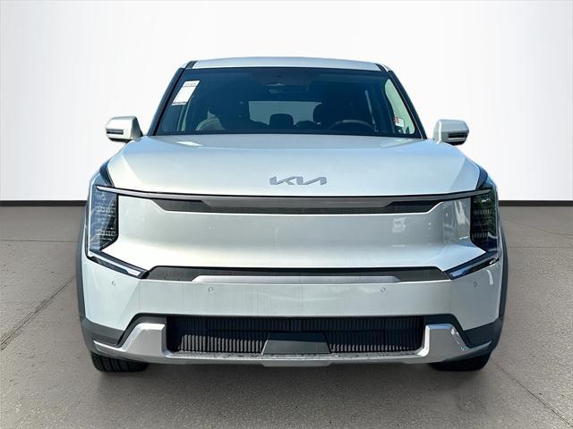 new 2026 Kia EV9 car, priced at $41,772