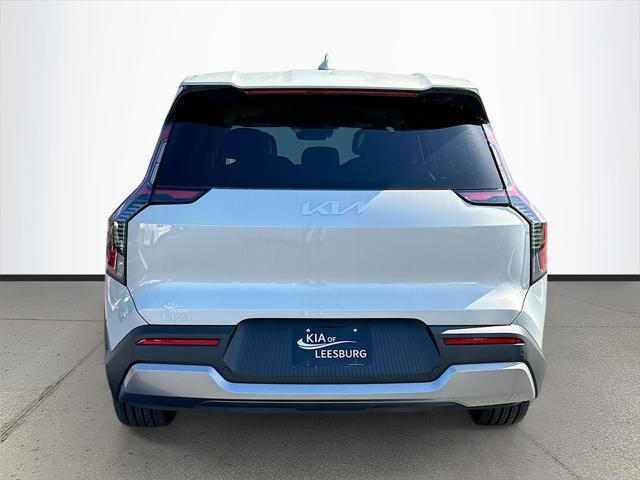 new 2026 Kia EV9 car, priced at $41,772