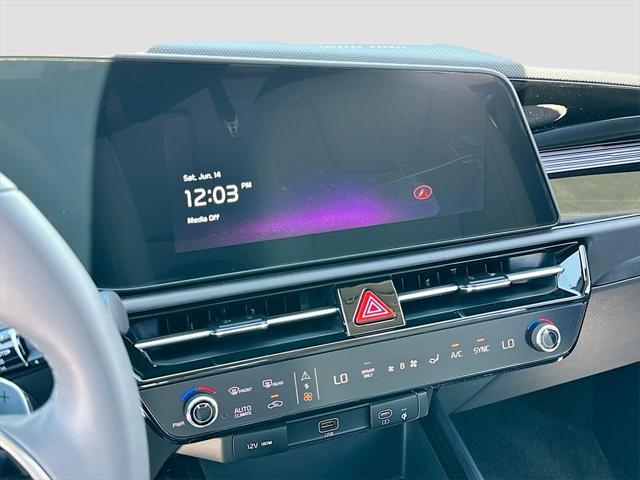 new 2025 Kia Niro car, priced at $28,467