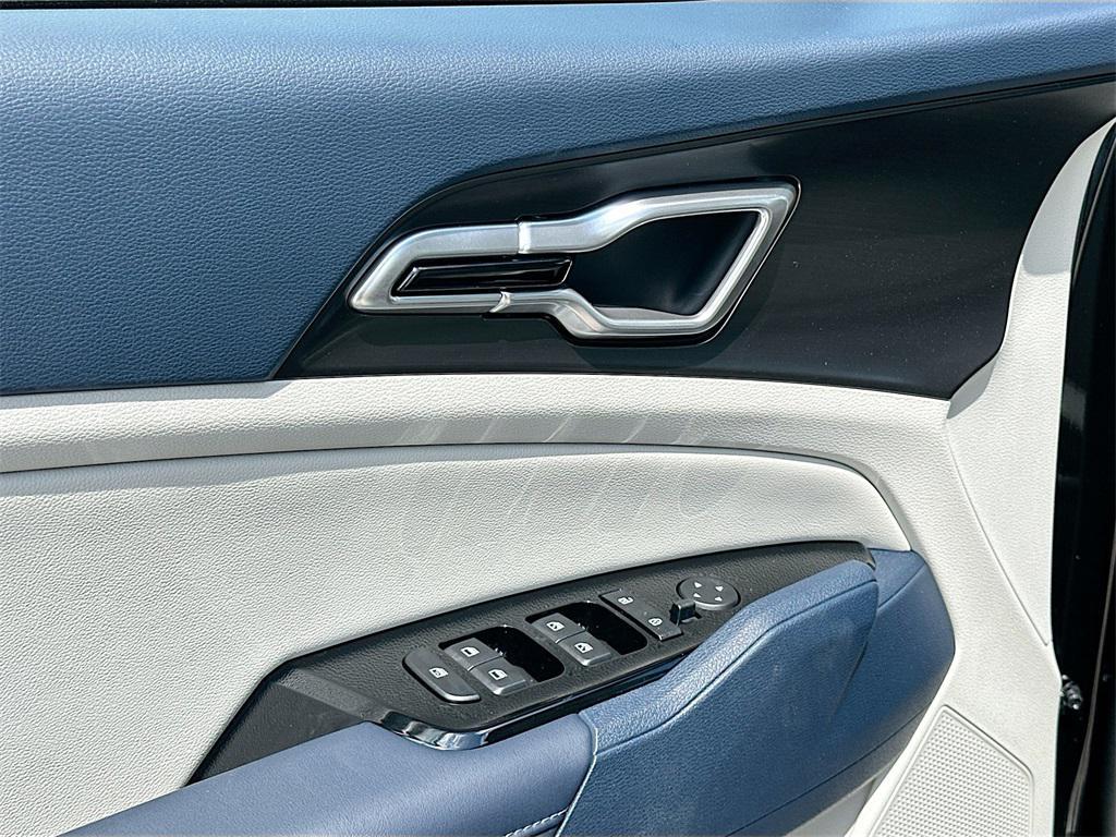 new 2025 Kia Sportage Hybrid car, priced at $31,776