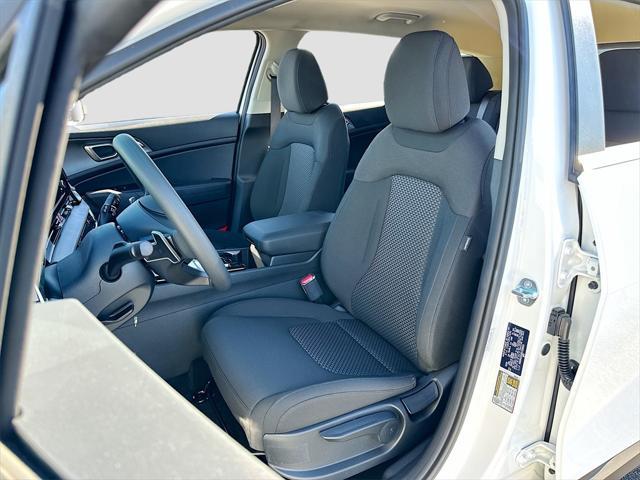 new 2025 Kia Sportage Hybrid car, priced at $30,460