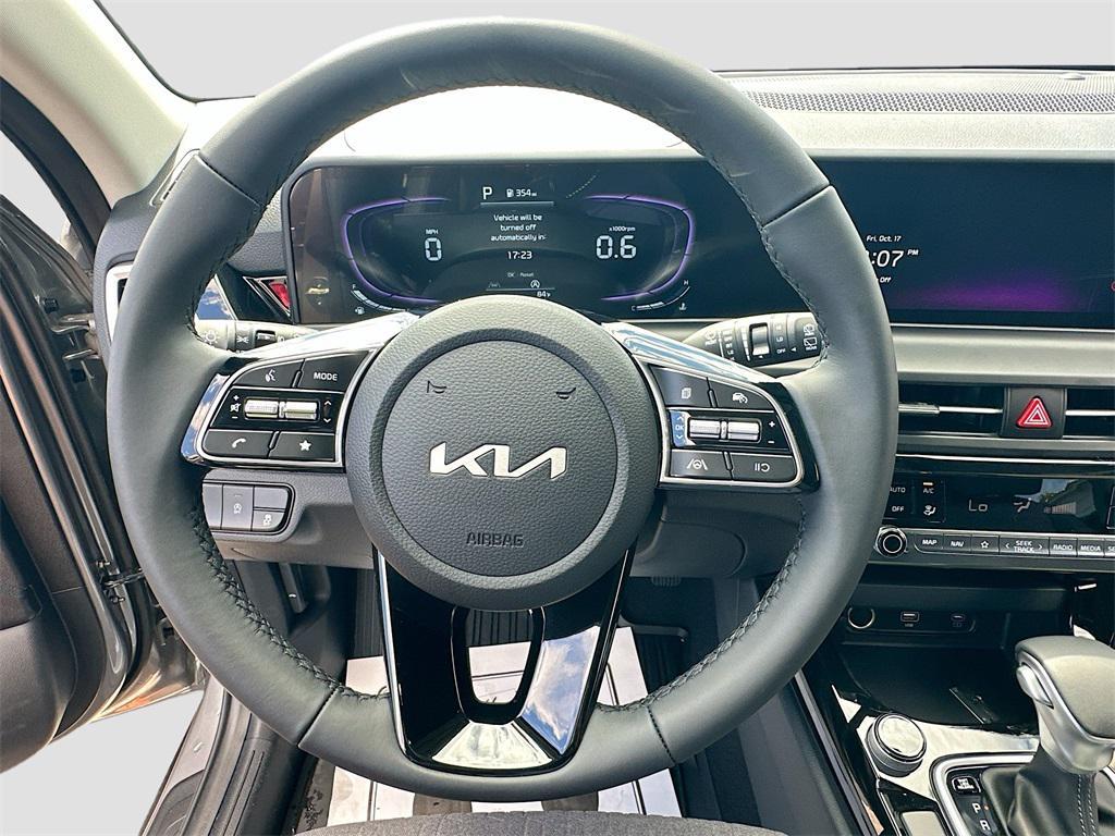 new 2026 Kia Seltos car, priced at $24,533