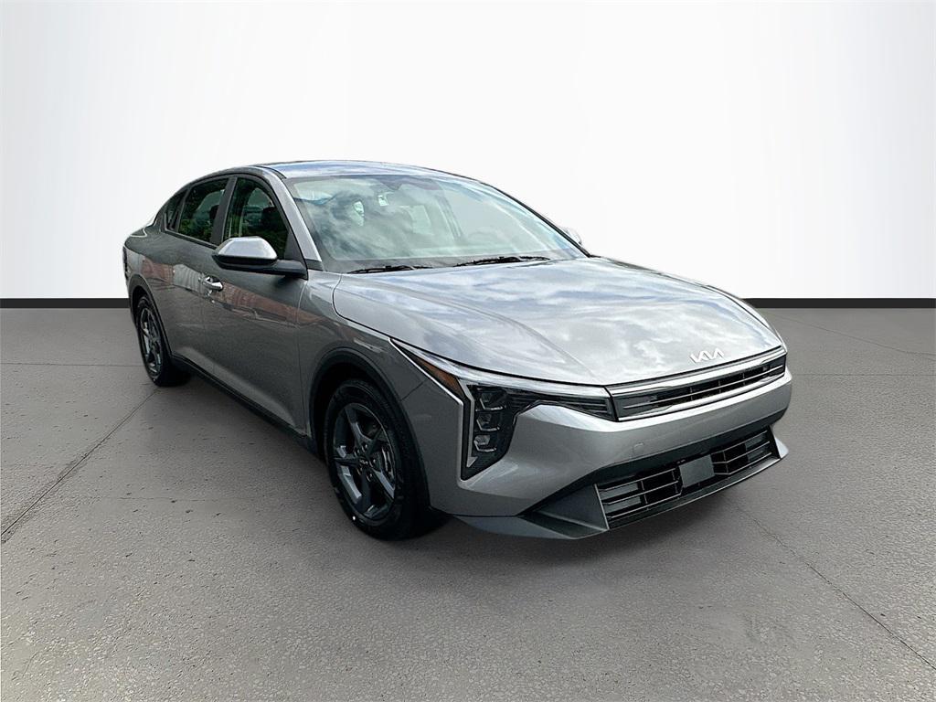 new 2025 Kia K4 car, priced at $22,580