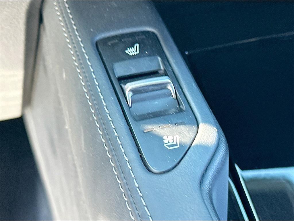 used 2023 Kia Telluride car, priced at $36,551