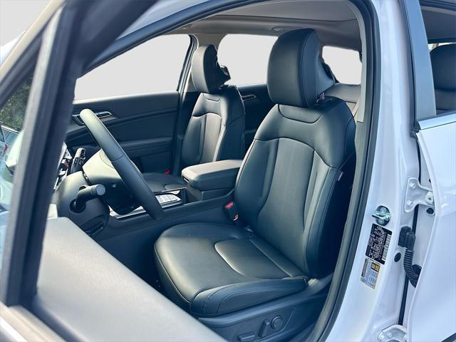 new 2026 Kia Sportage car, priced at $32,389
