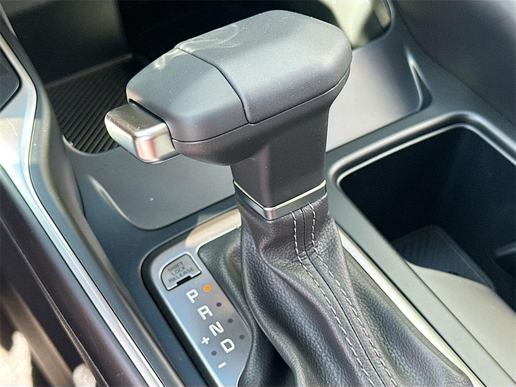 new 2026 Kia Sorento car, priced at $33,529