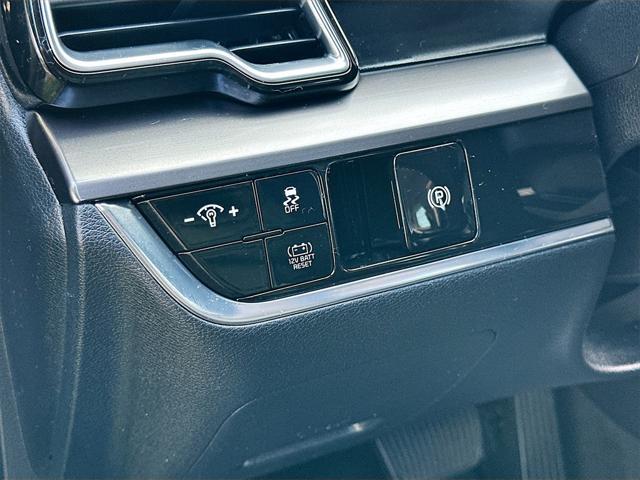 used 2023 Kia Sportage Hybrid car, priced at $27,551